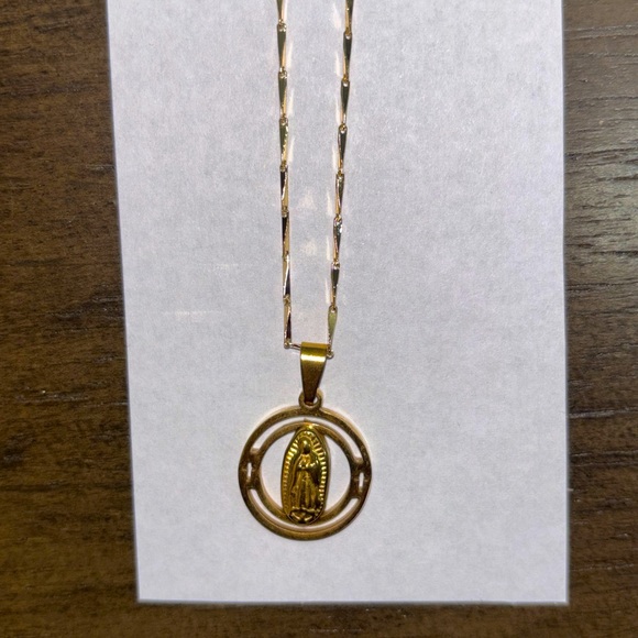 Plated Gold Virgin Mary Necklace - Picture 1 of 2